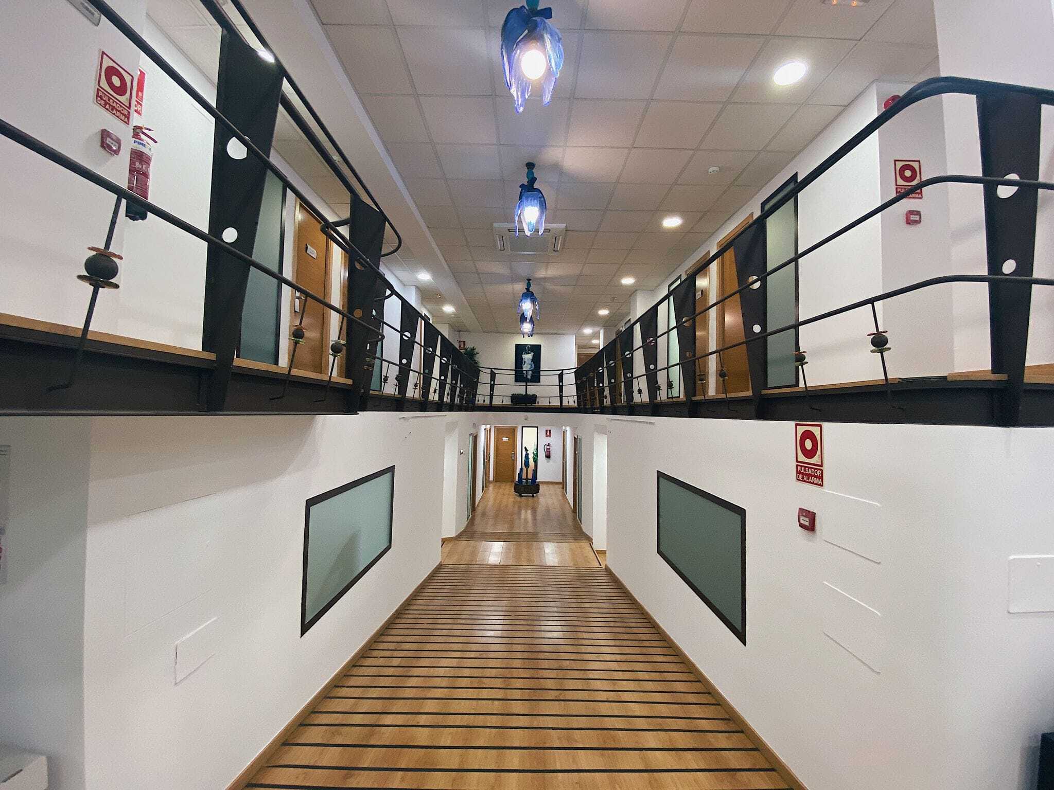 Ofrece a tu empresa una presencia profesional en sevilla o Madrid con nuestros servicios de oficina virtual, domiciliación y secretariado personalizado